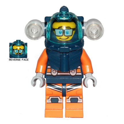 LEGO Minifigure - Male, Deep Sea Diver, Helmet, Side Lamps, Glasses (2020) [CITY]
