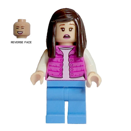 LEGO Minifigure - Female, Tourist - Pink Jacket, Long Hair (2019) [JURASSIC WORLD]