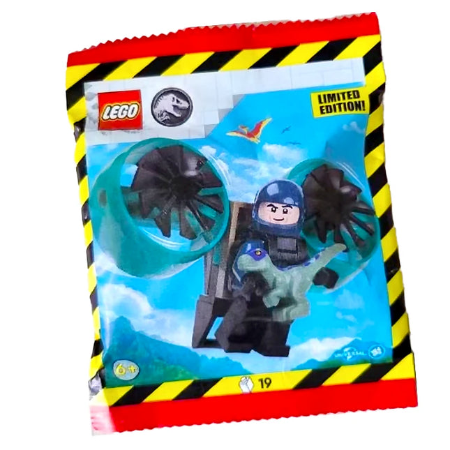 LEGO® Jurassic World: Ranger with Helipack and Baby Raptor (2023) [122505]