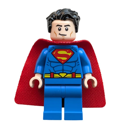 LEGO Minifigure - Superman - Blue Suit, Spongy Cape, Tousled Hair, Closed Mouth / Red Eyes (2025) [DC COMICS]